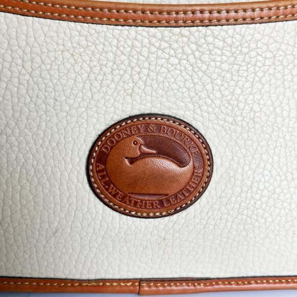 Dooney & Bourke Small Equestrian Bag Style R53 Vintage 90s All Weather L… - Picture 5 of 11